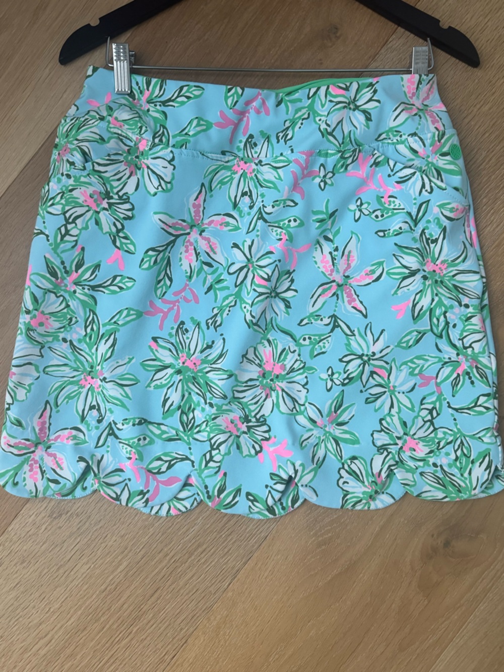 Lilly Pulitzer blue Floral Scalloped Golf Skort  with Pink & Green Accents